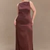 Vestido largo sin mangas de satén violeta – Chocolate oscuro Vestido largo sin mangas de satén violeta – Chocolate oscuro