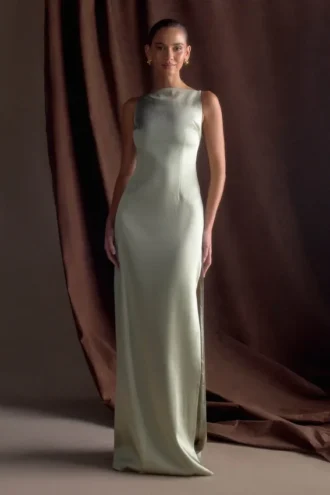Vestido largo sin mangas de satén violeta – Salvia