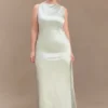 Vestido largo sin mangas de satén violeta – Salvia Vestido largo sin mangas de satén violeta – Salvia