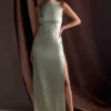 Vestido largo sin mangas de satén violeta – Salvia Vestido largo sin mangas de satén violeta – Salvia