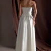 Vestido largo sin tirantes con cinturón Florence – Blanco Vestido largo sin tirantes con cinturón Florence – Blanco