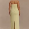 Vestido largo sin tirantes de crepé Kalila – Limón Vestido largo sin tirantes de crepé Kalila – Limón
