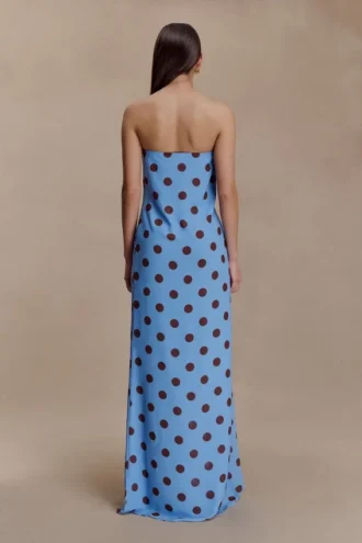 Vestido largo sin tirantes de gasa Amaya – Lunares azules