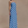 Vestido largo sin tirantes de gasa Amaya – Lunares azules Vestido largo sin tirantes de gasa Amaya – Lunares azules