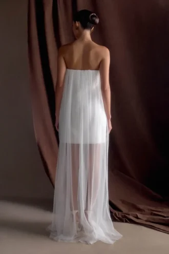 Vestido largo sin tirantes de gasa Bettany – Blanco
