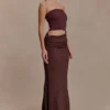 Vestido largo sin tirantes de punto Jasiel – Chocolate Vestido largo sin tirantes de punto Jasiel – Chocolate