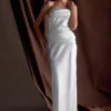 Vestido largo sin tirantes de satén Jasmine – Blanco Vestido largo sin tirantes de satén Jasmine – Blanco