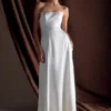 Vestido largo sin tirantes de satén Rosella – Blanco Vestido largo sin tirantes de satén Rosella – Blanco