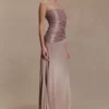 Vestido largo sin tirantes de tafetán Serena – Bronce topo Vestido largo sin tirantes de tafetán Serena – Bronce topo