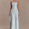 Vestido largo sin tirantes Sarah con lazo en la cintura – Azul hielo Vestido largo sin tirantes Sarah con lazo en la cintura – Azul hielo