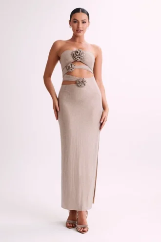 Vestido largo sin tirantes Stassie con diamantes de rosa – Color nude