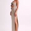 Vestido largo sin tirantes Stassie con diamantes de rosa – Color nude Vestido largo sin tirantes Stassie con diamantes de rosa – Color nude