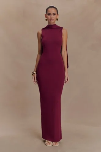 Vestido largo tipo bufanda de punto Darby – Merlot
