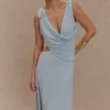Vestido midi asimétrico y ceñido Raleigh – Azul pálido