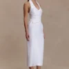 Vestido midi con cuello halter y fruncidos Daniela – Blanco Vestido midi con cuello halter y fruncidos Daniela – Blanco
