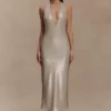 Vestido midi con cuello halter y lentejuelas Carnation – Dorado