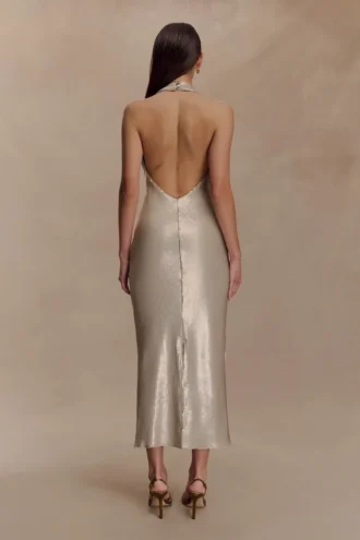 Vestido midi con cuello halter y lentejuelas Carnation – Dorado