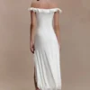 Vestido midi con volantes y hombros descubiertos Allegra – Marfil