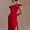 Vestido midi con volantes y hombros descubiertos Allegra – Rubí