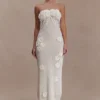 Vestido midi de croché con flores Samantha – Marfil Vestido midi de croché con flores Samantha – Marfil