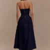 Vestido midi de Denim con cuello halter Caroline – Azul índigo Vestido midi de Denim con cuello halter Caroline – Azul índigo
