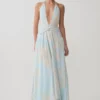 Vestido midi de gasa con escote pronunciado Cyra – Estampado floral azul Vestido midi de gasa con escote pronunciado Cyra – Estampado floral azul