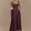 Vestido midi de jersey scuba Sharon – Marrón cacao Vestido midi de jersey scuba Sharon – Marrón cacao