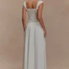 Vestido midi de punto calado Tahlia – Blanco Vestido midi de punto calado Tahlia – Blanco