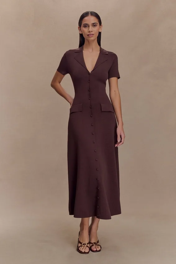 Vestido midi de punto de manga corta Pearson – Chocolate Vestido midi de punto de manga corta Pearson – Chocolate