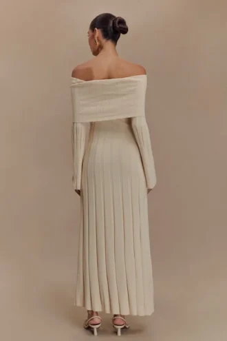 Vestido midi de punto de manga larga Alonza – Crema
