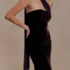 Vestido midi de terciopelo Mattea con pañuelo – Chocolate Vestido midi de terciopelo Mattea con pañuelo – Chocolate