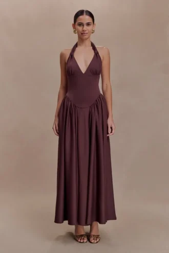 Vestido midi halter Angelina de neopreno – Chocolate