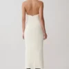 Vestido midi halter de crepé Annita – Marfil Vestido midi halter de crepé Annita – Marfil