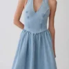 Vestido midi halter de Denim Miller – Azul clásico Vestido midi halter de Denim Miller – Azul clásico