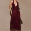 Vestido midi halter Genie Diamante – Caoba Vestido midi halter Genie Diamante – Caoba