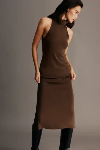 Vestido midi Kennedy de cuello alto – Chocolate