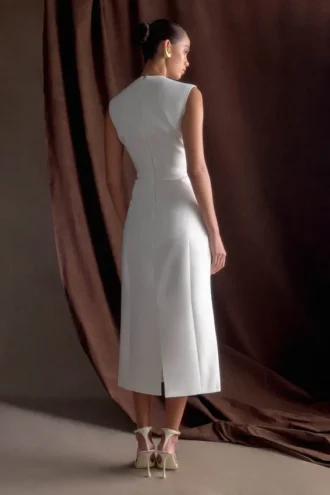 Vestido midi sin mangas Audrine Suiting – Marfil