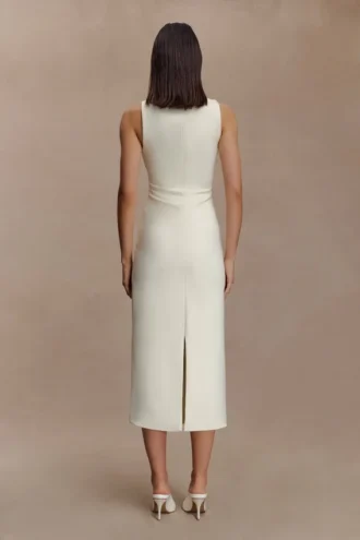 Vestido midi sin mangas de crepé Norah – Marfil