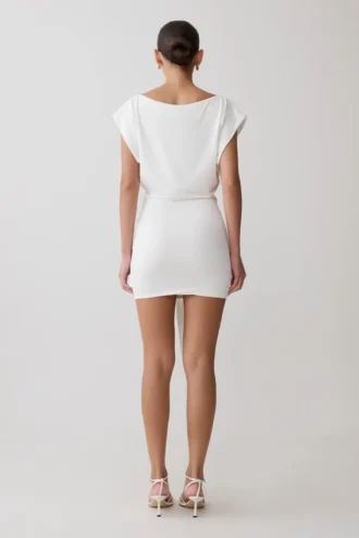 Vestido mini ajustado con lazo y manga corta Maiara – Blanco