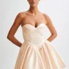 Vestido mini con corsé estructurado Hollie – Dorado Vestido mini con corsé estructurado Hollie – Dorado