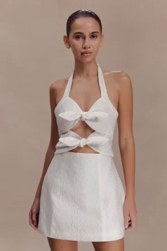 Vestido mini con cuello halter y lazo Ella – Blanco
