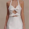 Vestido mini con cuello halter y lazo Ella – Blanco Vestido mini con cuello halter y lazo Ella – Blanco