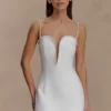 Vestido mini con escote de pedrería Kingsley – Marfil