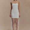 Vestido mini con flores tejido a mano Tove – Blanco Vestido mini con flores tejido a mano Tove – Blanco