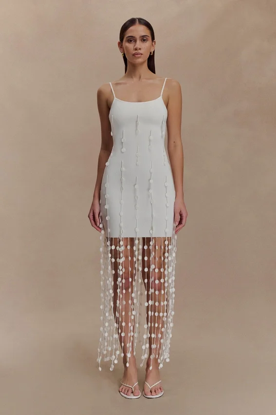 Vestido mini con flores tejido a mano Tove – Blanco Vestido mini con flores tejido a mano Tove – Blanco