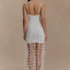 Vestido mini con flores tejido a mano Tove – Blanco Vestido mini con flores tejido a mano Tove – Blanco