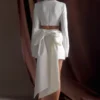 Vestido mini con lazo Rosanna Suiting – Marfil Vestido mini con lazo Rosanna Suiting – Marfil