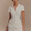Vestido mini de algodón con cuello Tarryn – Blanco