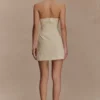 Vestido mini de Denim bordado en color ébano – Crema