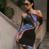 Vestido mini de gasa Daisie – Estampado Multi Fluid Reverie
